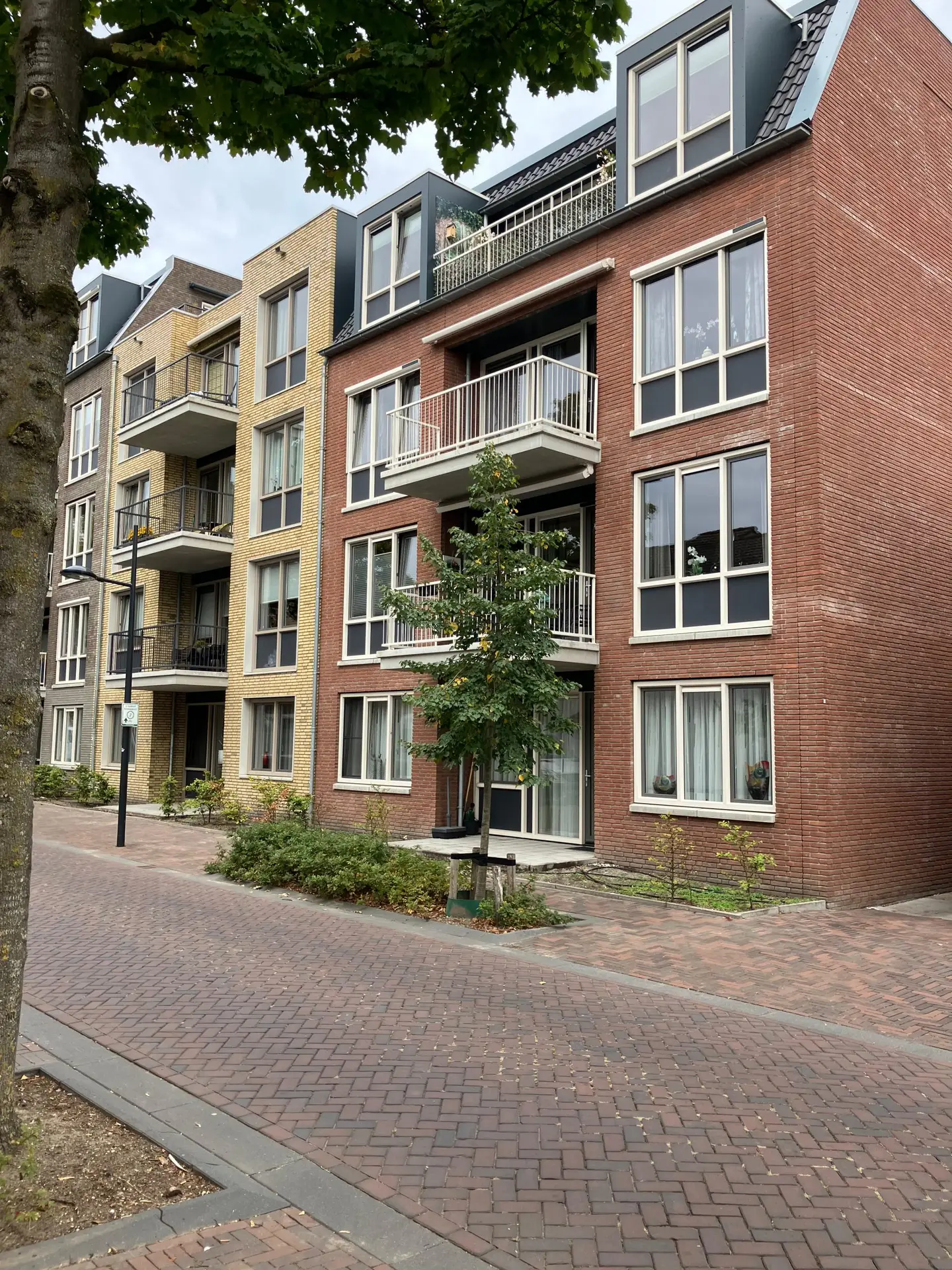 79de45b0-9f4e-41bc-8f29-48d3c32016bb