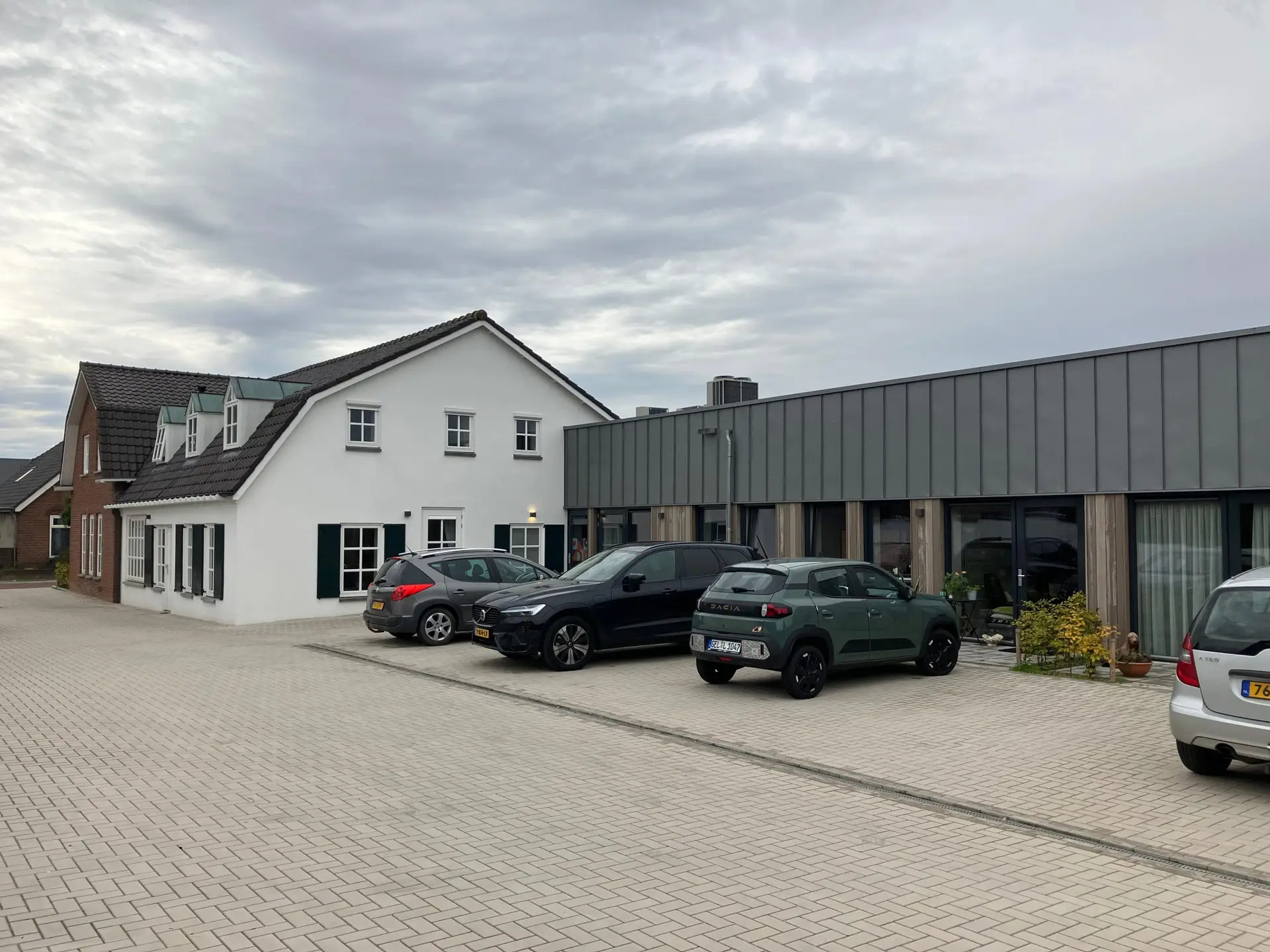 840798ca-4ebd-4ae5-98ff-eb9d8aafd884